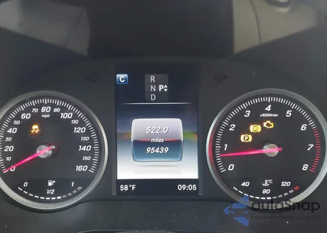 2016 Mercedes-Benz Glc 300 z USA, uszkodzony, nr VIN WDC0G4JB0GF016204